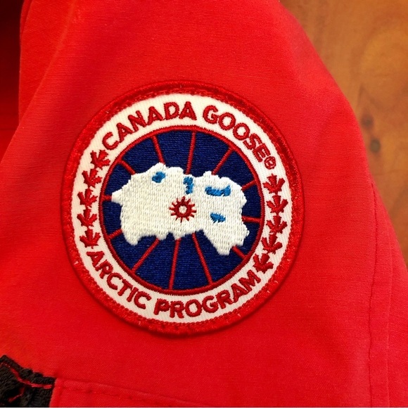 Canada Goose Montebello Parka Heritage Down Parka Winter Coat Outerwear Jacket. - Picture 7 of 16